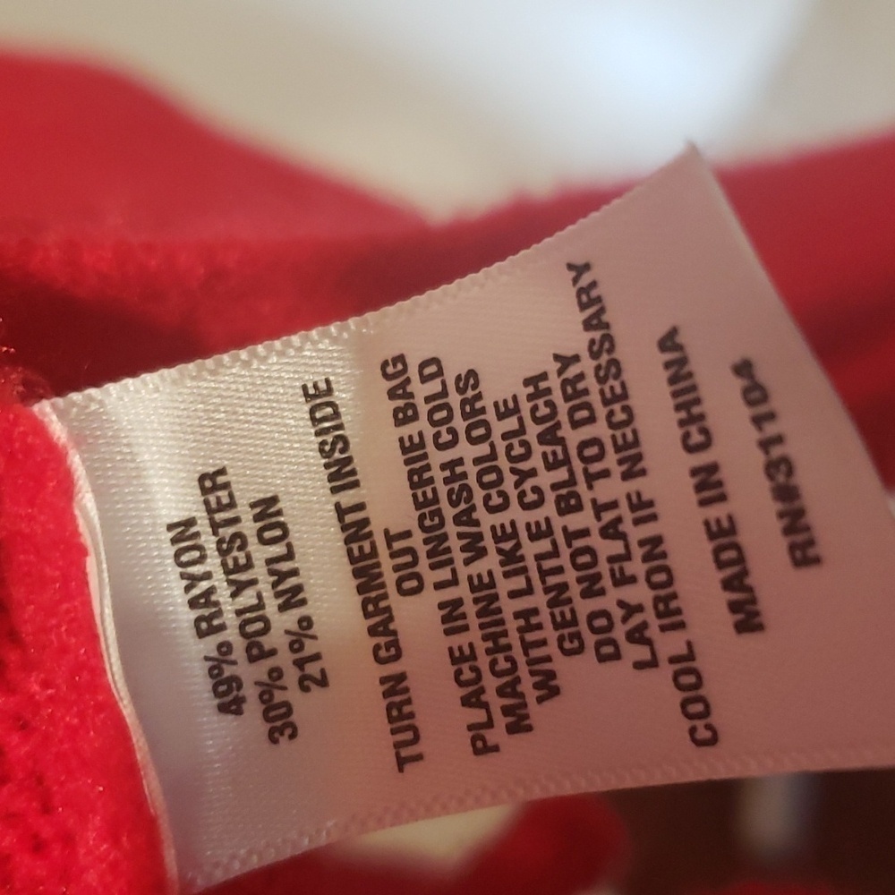 Crown & ivy red ribbed PXL Sweater nwot - Picture 7 of 9